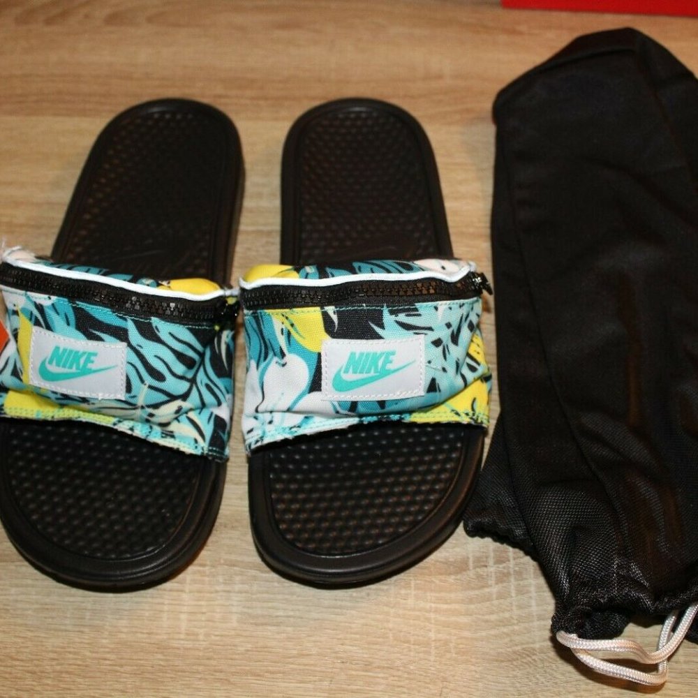 Nike Benassi JDI Fanny Pack Print Slide Sandals - Picture 2 of 7